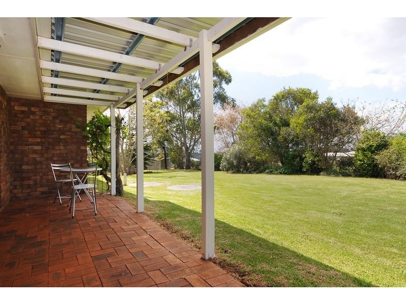 1 Selkirk Court, Highfields QLD 4352