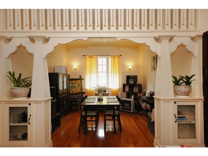 4 Wallace Street, Newtown QLD 4350