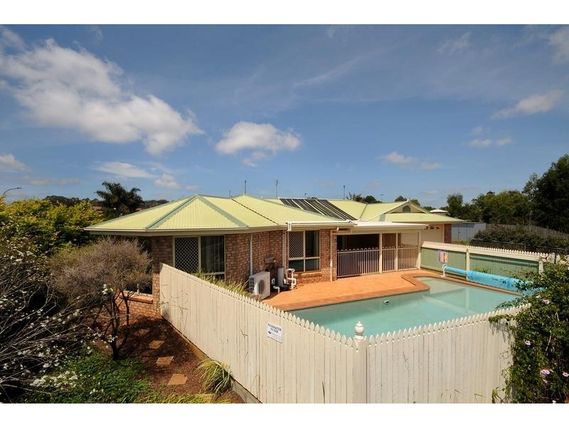 25 Buckle Court, Middle Ridge QLD 4350