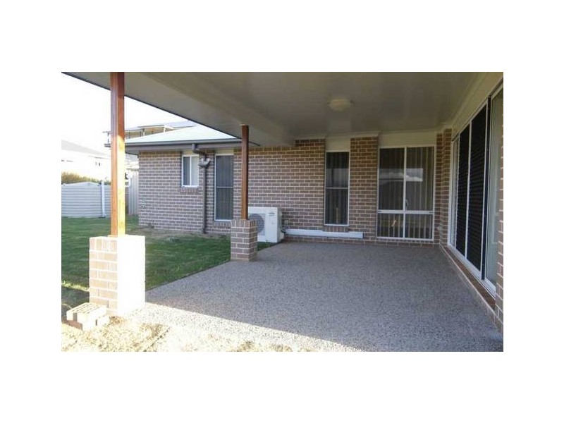 10 Jay Street, Westbrook QLD 4350
