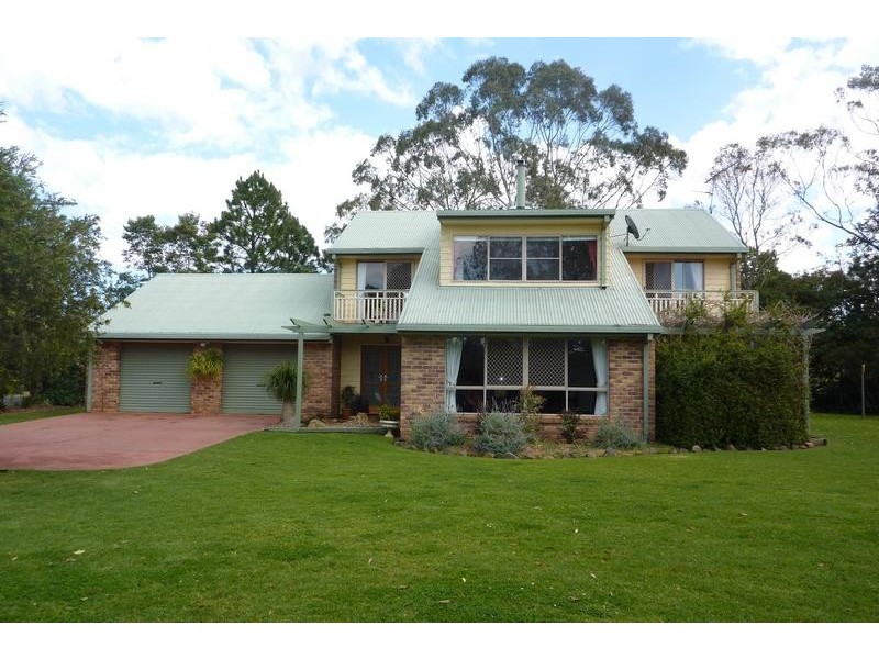 14 Nichols Road, Highfields QLD 4352