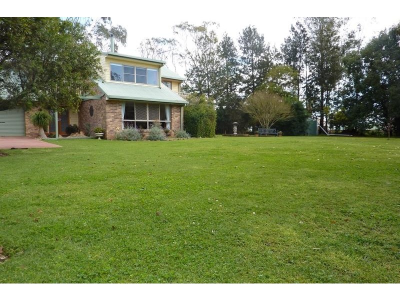 14 Nichols Road, Highfields QLD 4352