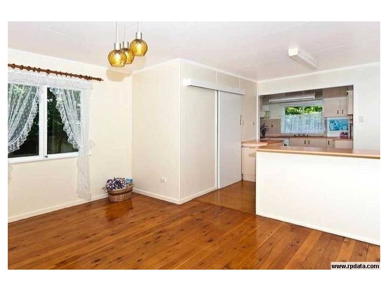 36 Hoey Street, Kearneys Spring QLD 4350