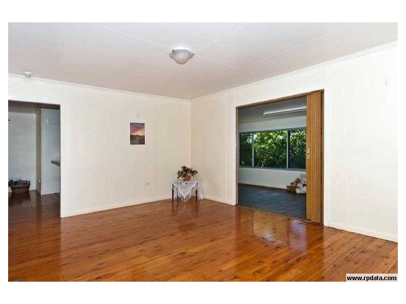 36 Hoey Street, Kearneys Spring QLD 4350