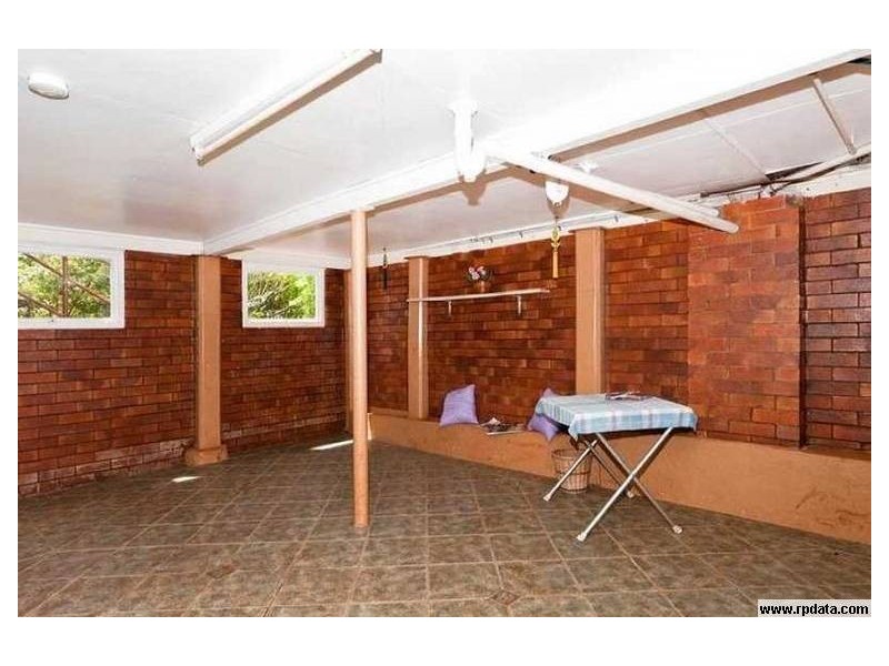36 Hoey Street, Kearneys Spring QLD 4350