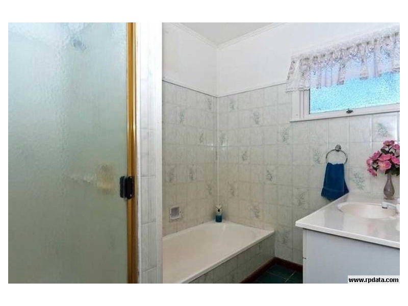 36 Hoey Street, Kearneys Spring QLD 4350