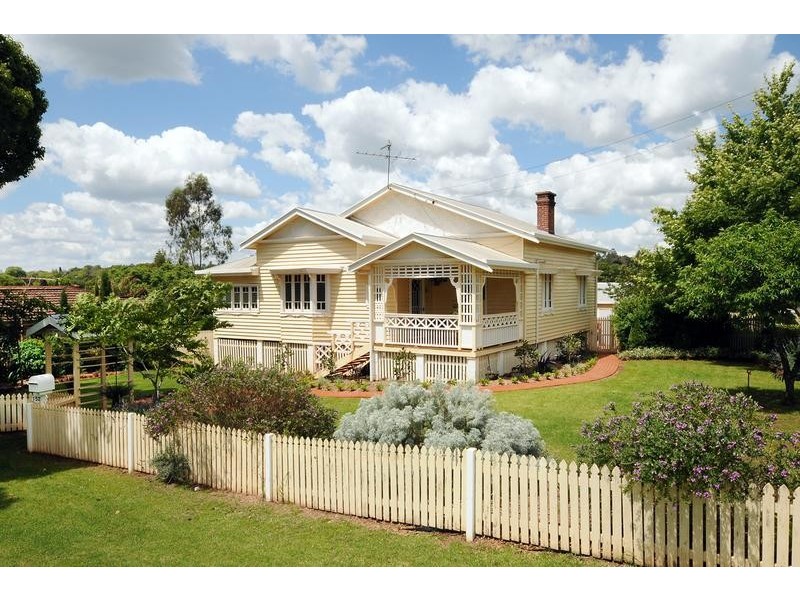 152 Geddes Street, East Toowoomba QLD 4350