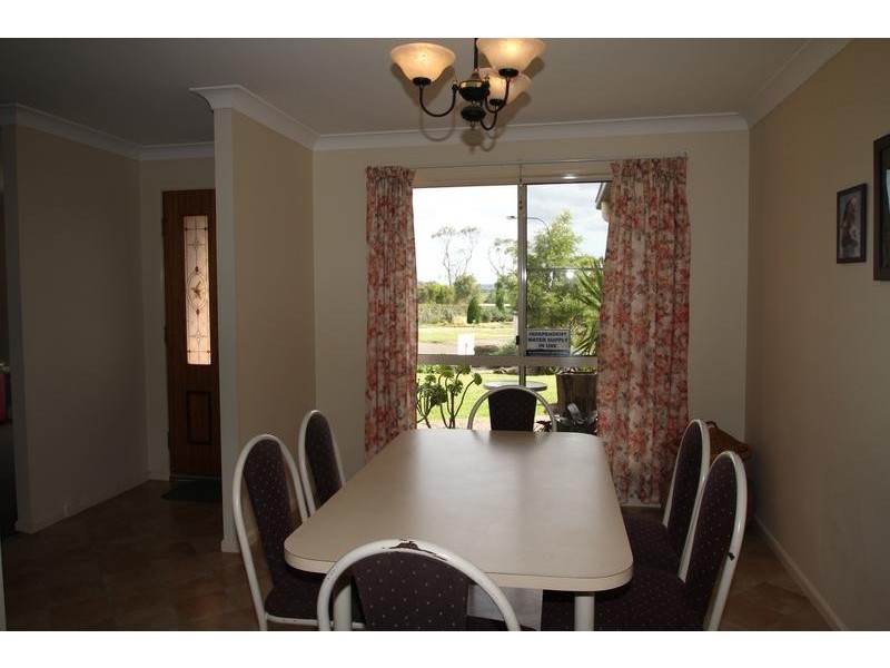 8 Andrews Court, Hodgson Vale QLD 4352
