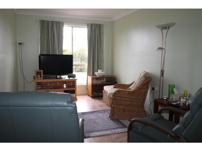 8 Andrews Court, Hodgson Vale QLD 4352