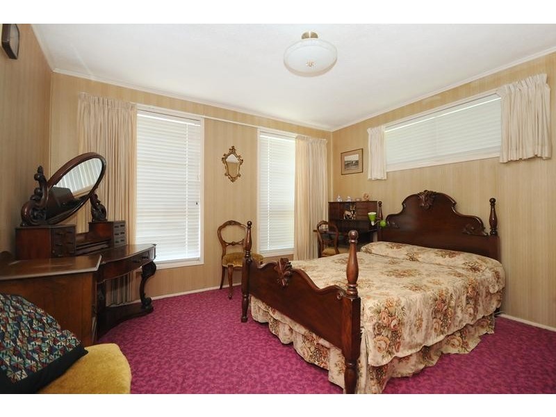 19 Murphys Creek Road, Blue Mountain Heights QLD 4350