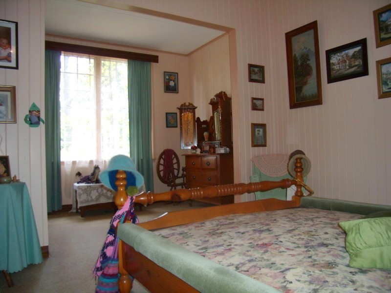 9 Doncaster Street, Newtown QLD 4350