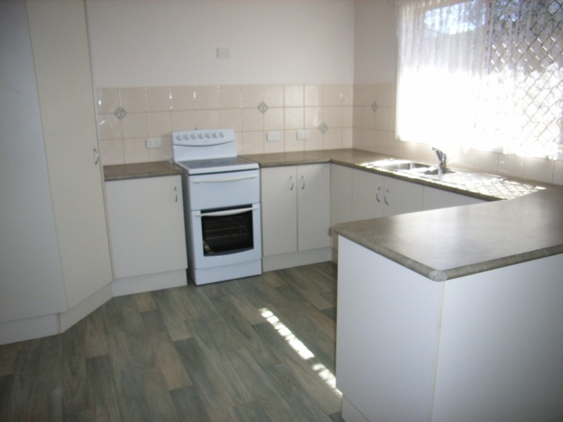 271 New England Highway, Harlaxton QLD 4350