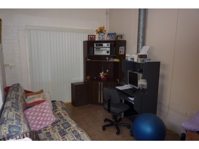 15 Quelch Street, Rockville QLD 4350