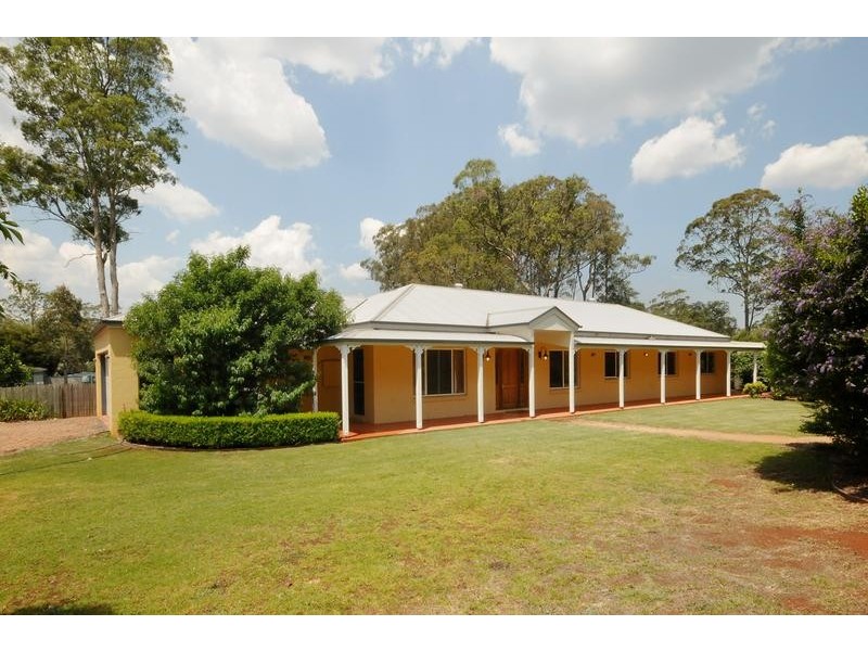 20 Clarke Road, Highfields QLD 4352