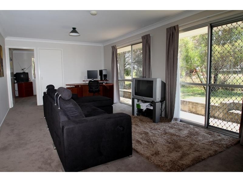 42 Moller Road, Greenmount East QLD 4359