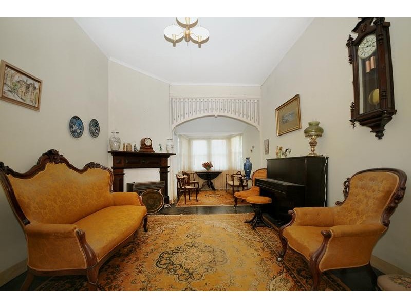 2 Hickey Street, East Toowoomba QLD 4350