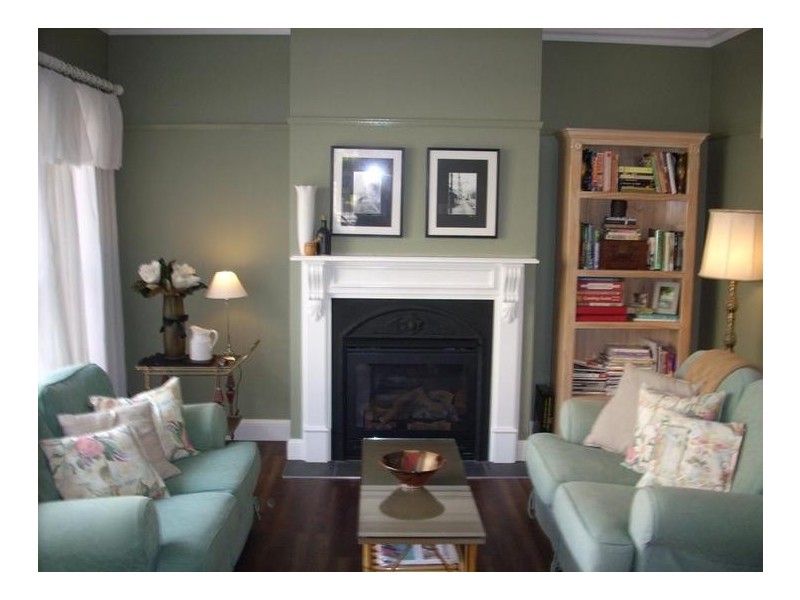 12 Edward Street, North Toowoomba QLD 4350