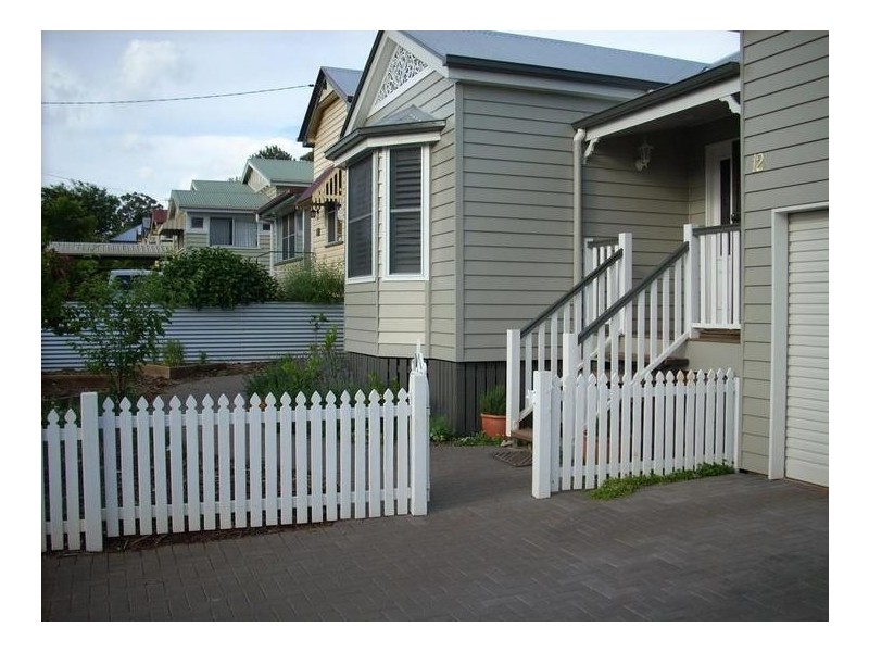 12 Edward Street, North Toowoomba QLD 4350