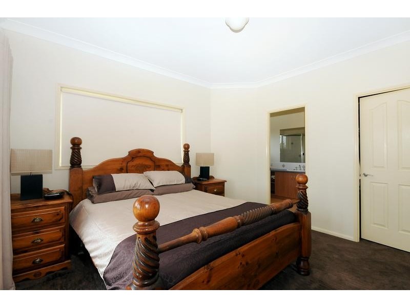 11 Nardoo Street, Darling Heights QLD 4350