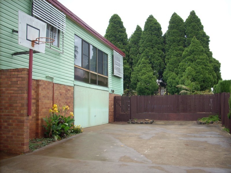 331 West Street, Harristown QLD 4350