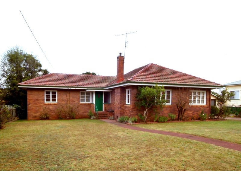 79 Curzon Street, East Toowoomba QLD 4350