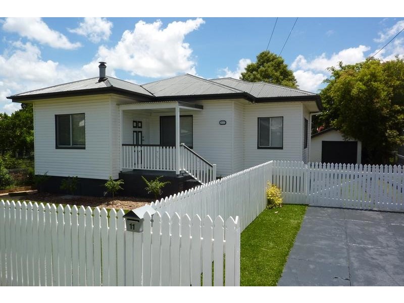 11 Knight Street, North Toowoomba QLD 4350