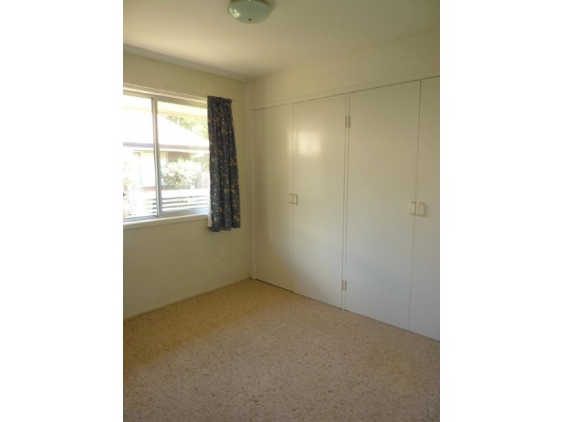 22 Chilla Street, Harristown QLD 4350