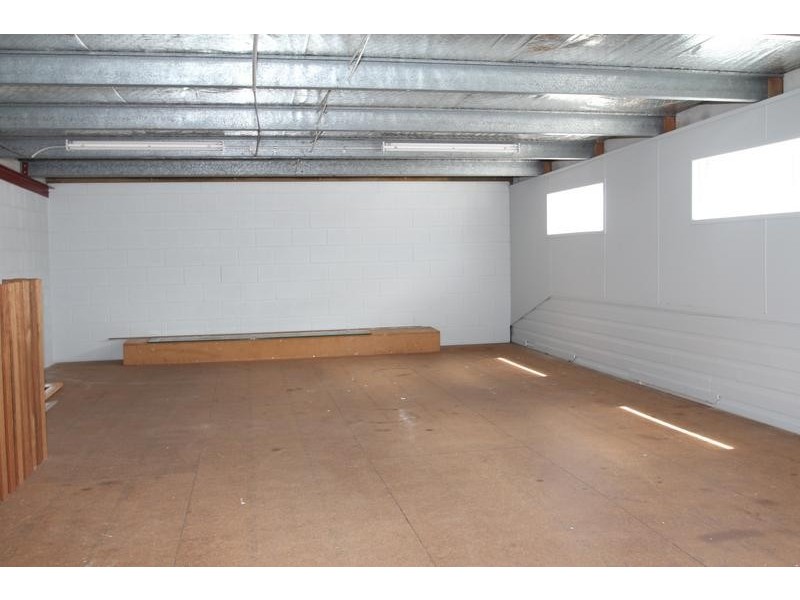 6 Robertson Street, South Toowoomba QLD 4350