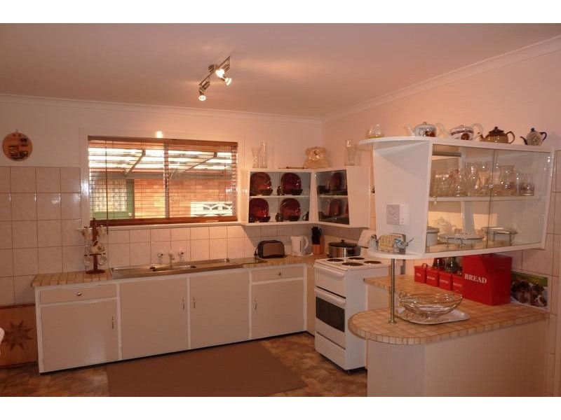 19 Tynedale Avenue, Newtown QLD 4350