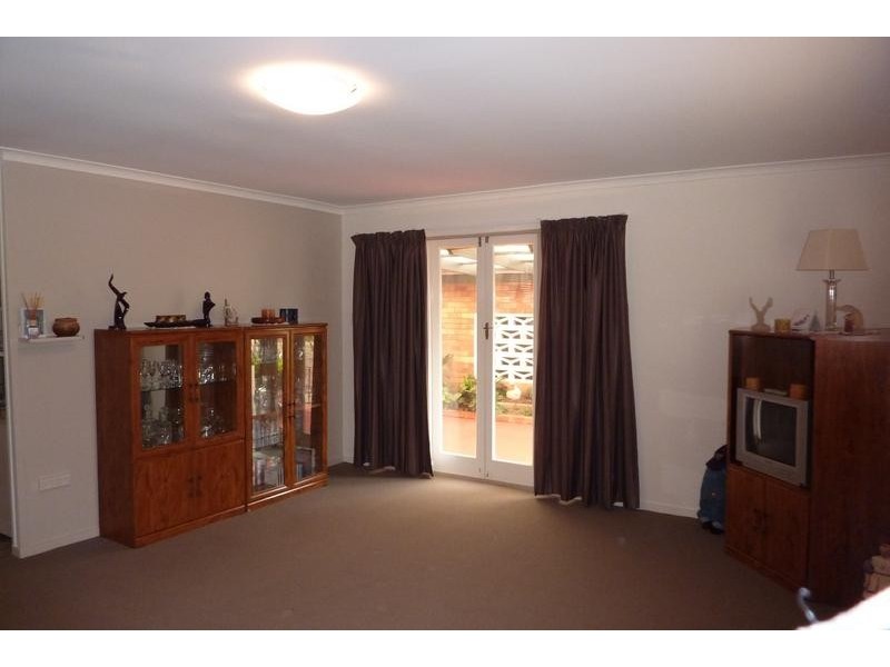 19 Tynedale Avenue, Newtown QLD 4350