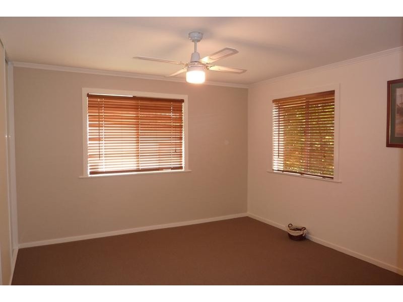 19 Tynedale Avenue, Newtown QLD 4350