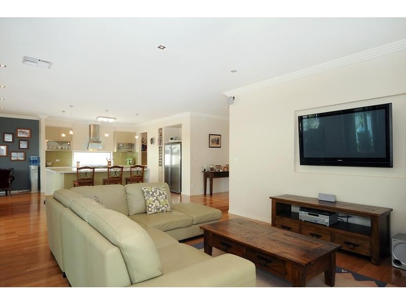 61 Wood Drive, Middle Ridge QLD 4350