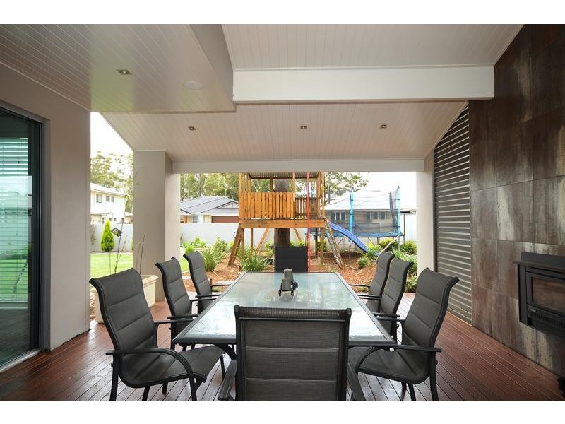 61 Wood Drive, Middle Ridge QLD 4350