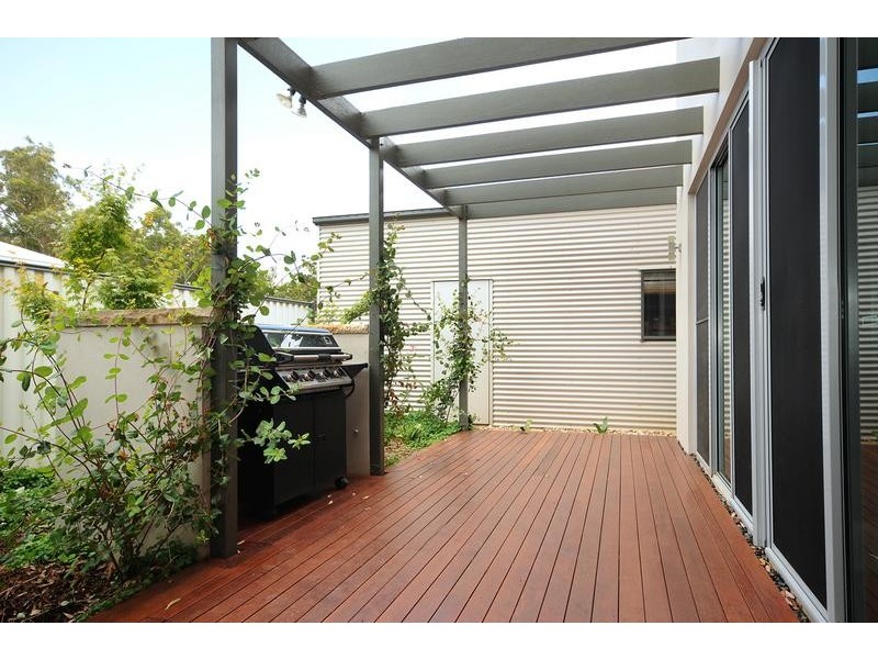 61 Wood Drive, Middle Ridge QLD 4350