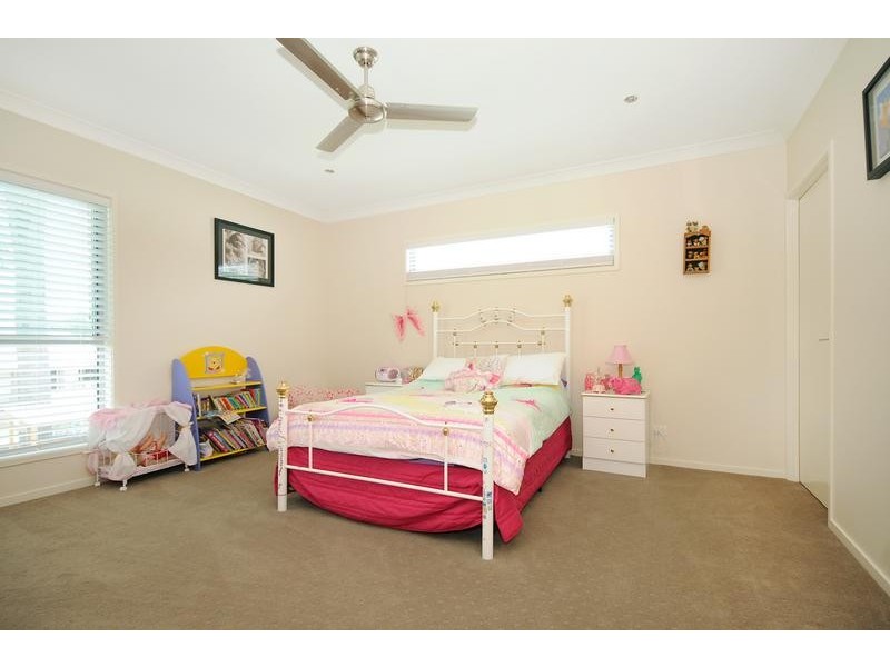 61 Wood Drive, Middle Ridge QLD 4350
