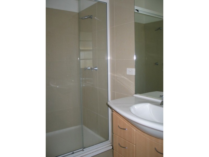 2 Carlton Street, North Toowoomba QLD 4350