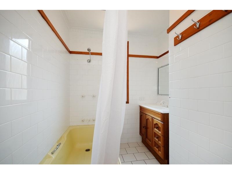 15 Hickey Street, East Toowoomba QLD 4350