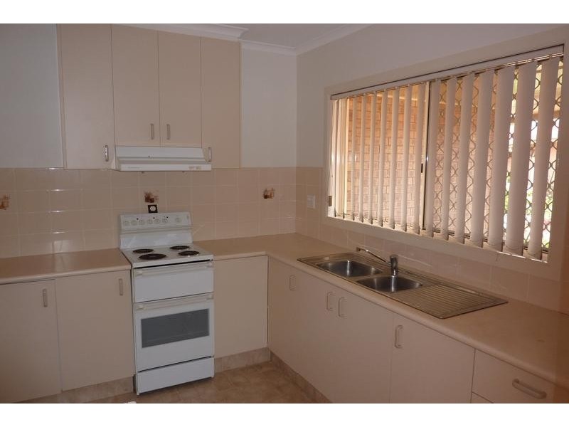 30/12 Glenfield Court, Middle Ridge QLD 4350