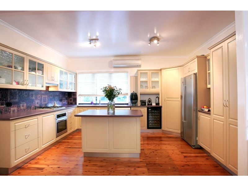 15 Johnson Street, East Toowoomba QLD 4350