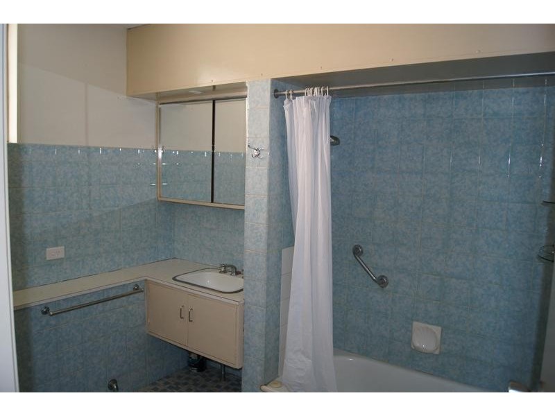 4/33 Tourist Road, East Toowoomba QLD 4350