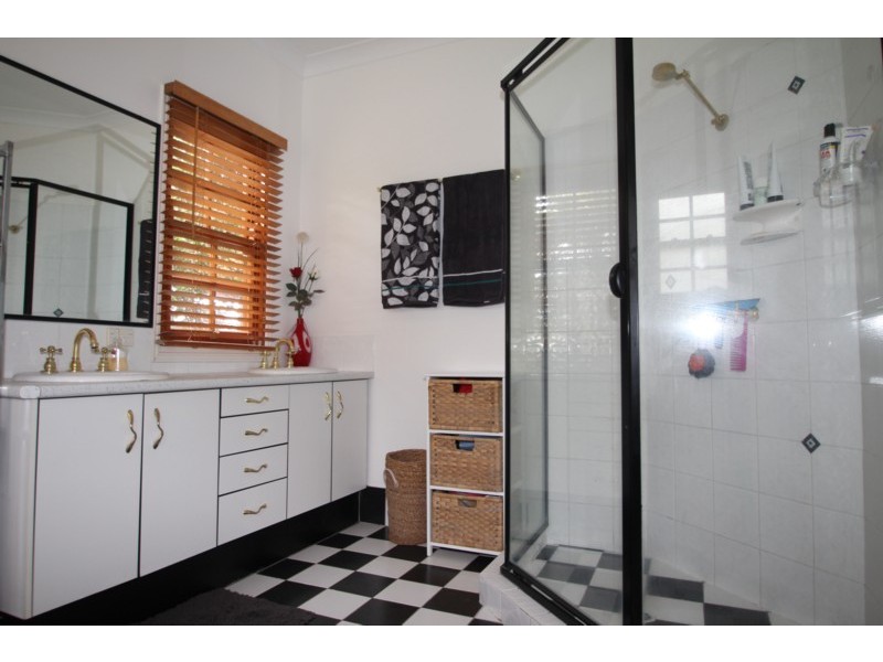 7 Kym Court, Hodgson Vale QLD 4352