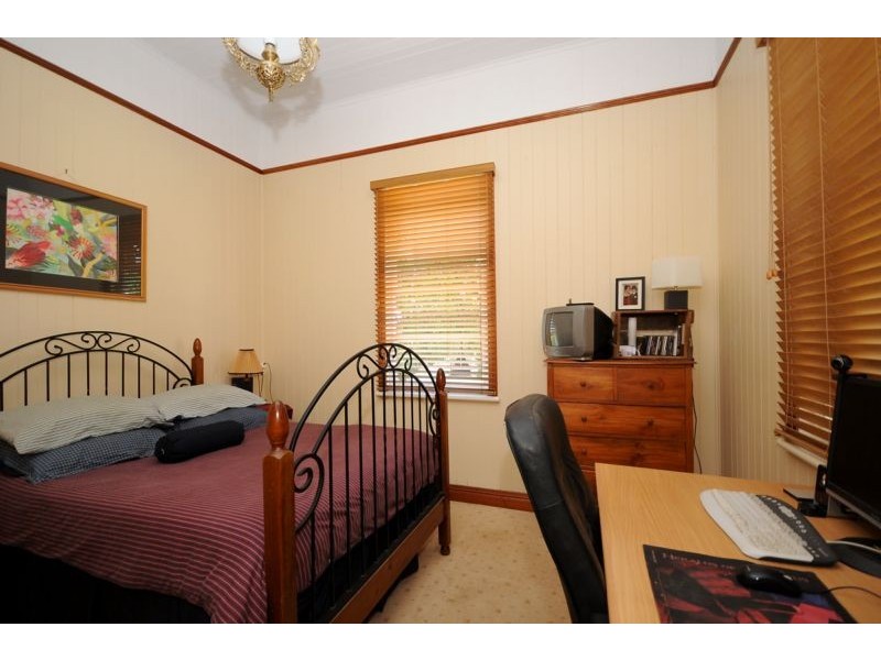 12 Prospect Street, North Toowoomba QLD 4350