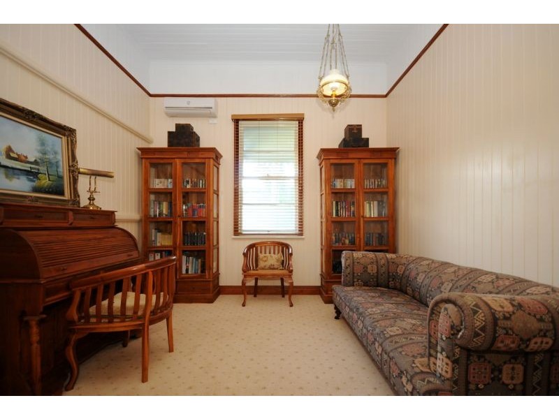 12 Prospect Street, North Toowoomba QLD 4350