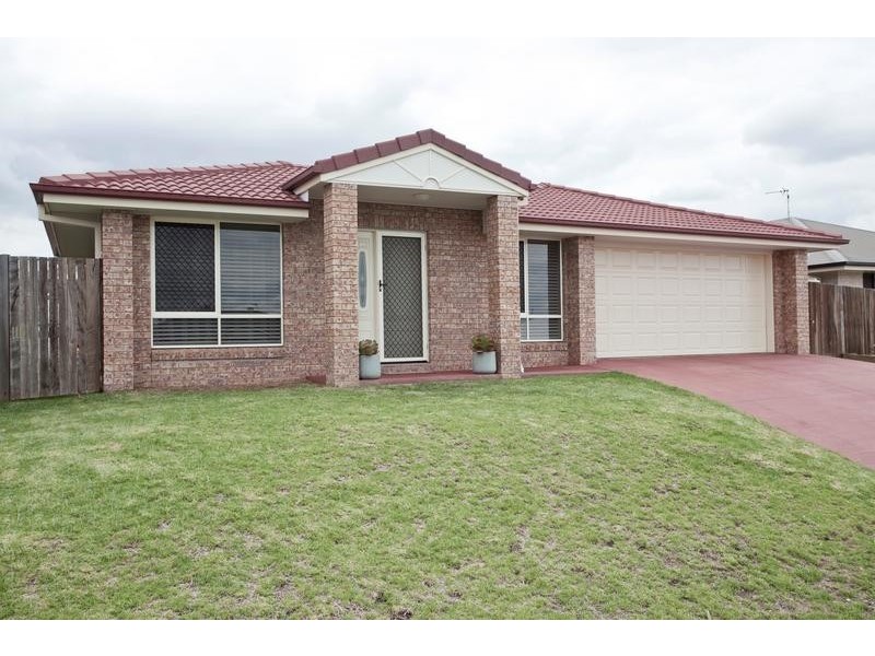 29 Wareena Crescent, Glenvale QLD 4350