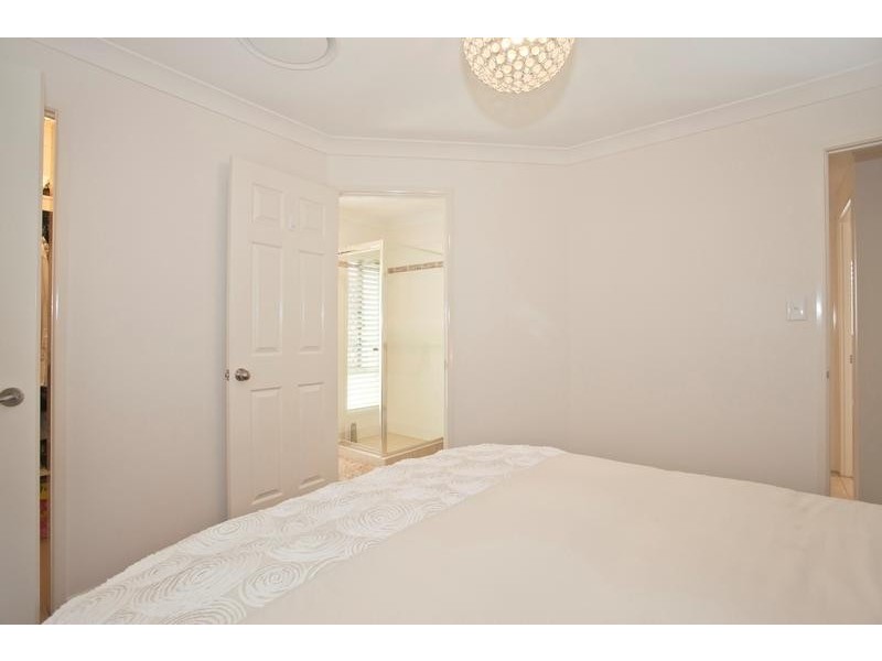 29 Wareena Crescent, Glenvale QLD 4350