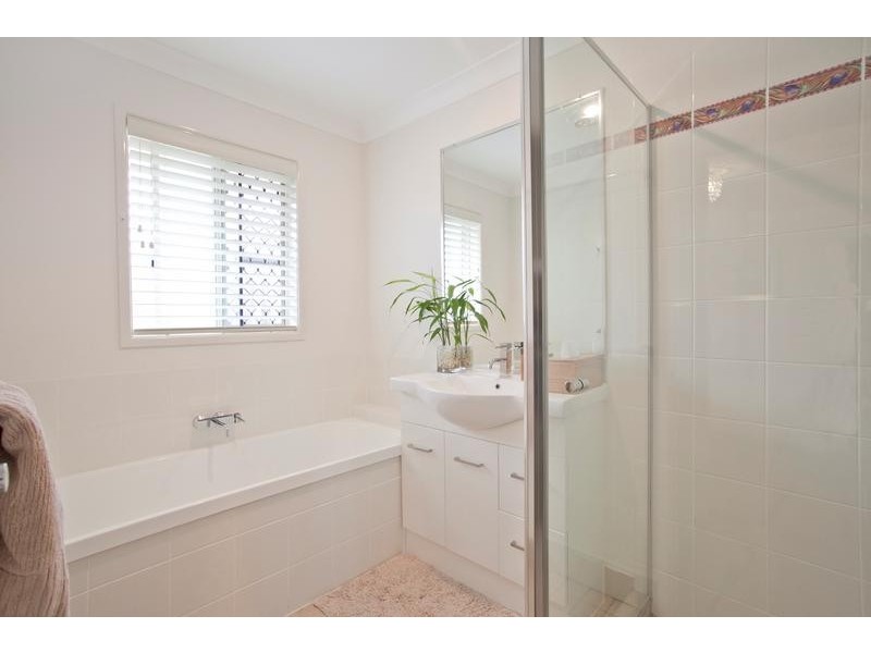 29 Wareena Crescent, Glenvale QLD 4350