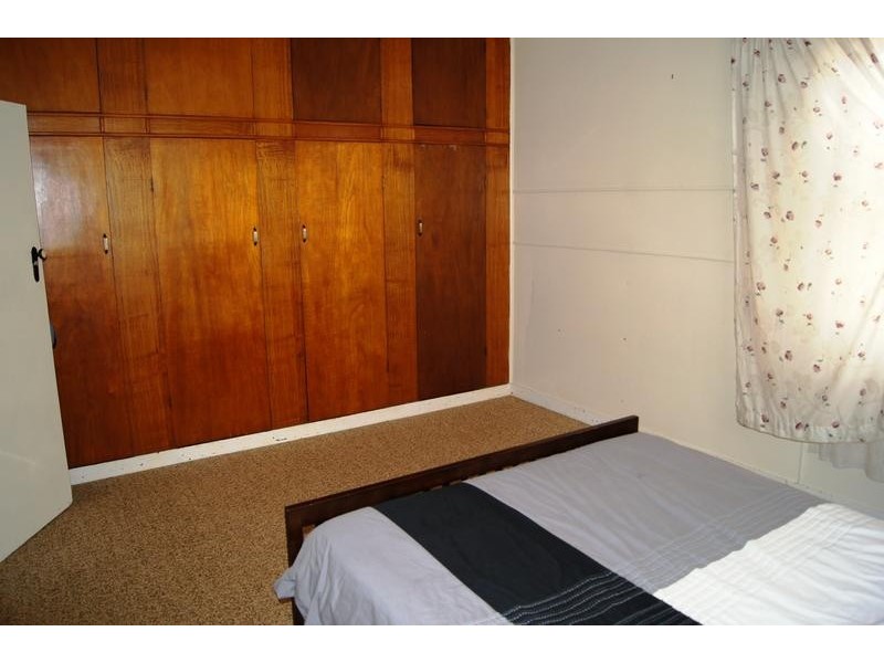 26 Monash Street, Newtown QLD 4350