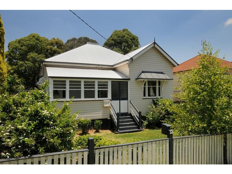 12 Atkinson Street, South Toowoomba QLD 4350