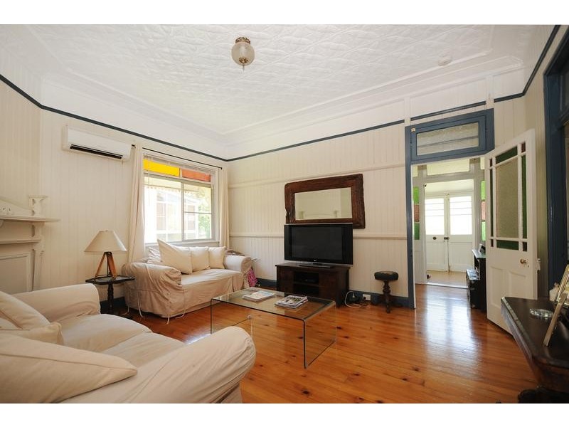12 Atkinson Street, South Toowoomba QLD 4350