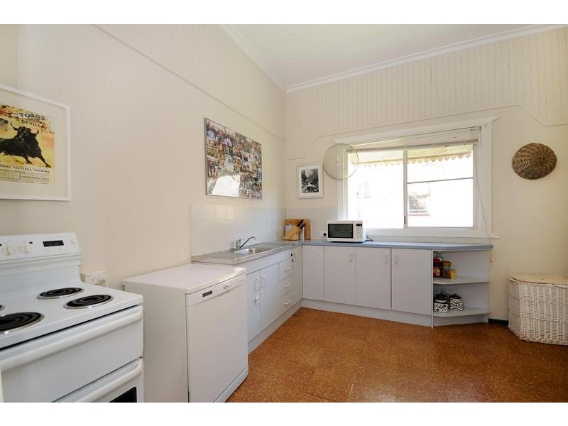 12 Atkinson Street, South Toowoomba QLD 4350